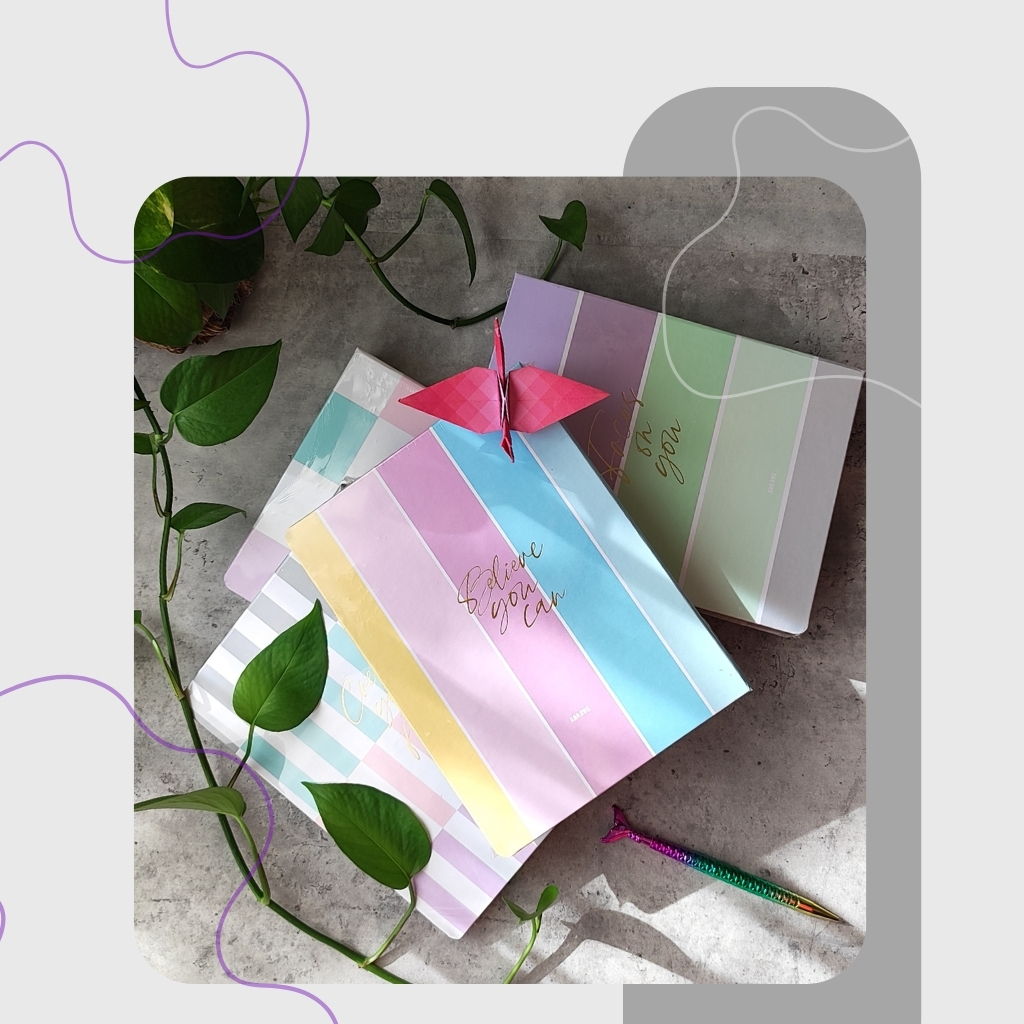 کلاسور A5  طرح رنگی طلاکوب